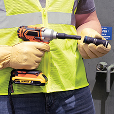 Klein Tools® Introduces New Flip Socket with Two of the Most Commonly Used Sizes